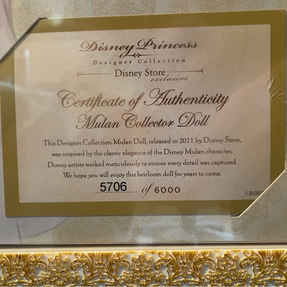 LE 2011 Disney Designer Mulan - Picture 3 of 3